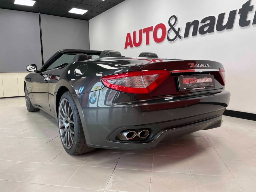 MASERATI GranCabrio 4.7 V8 AUTO - 9
