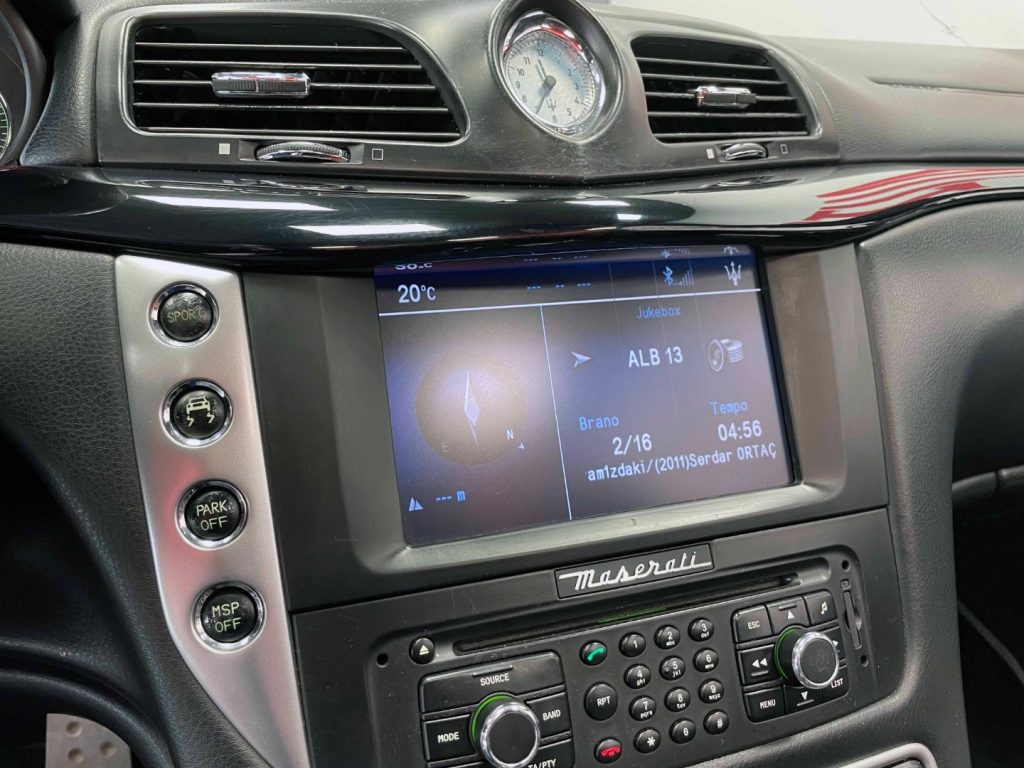 MASERATI GranCabrio 4.7 V8 AUTO - 23