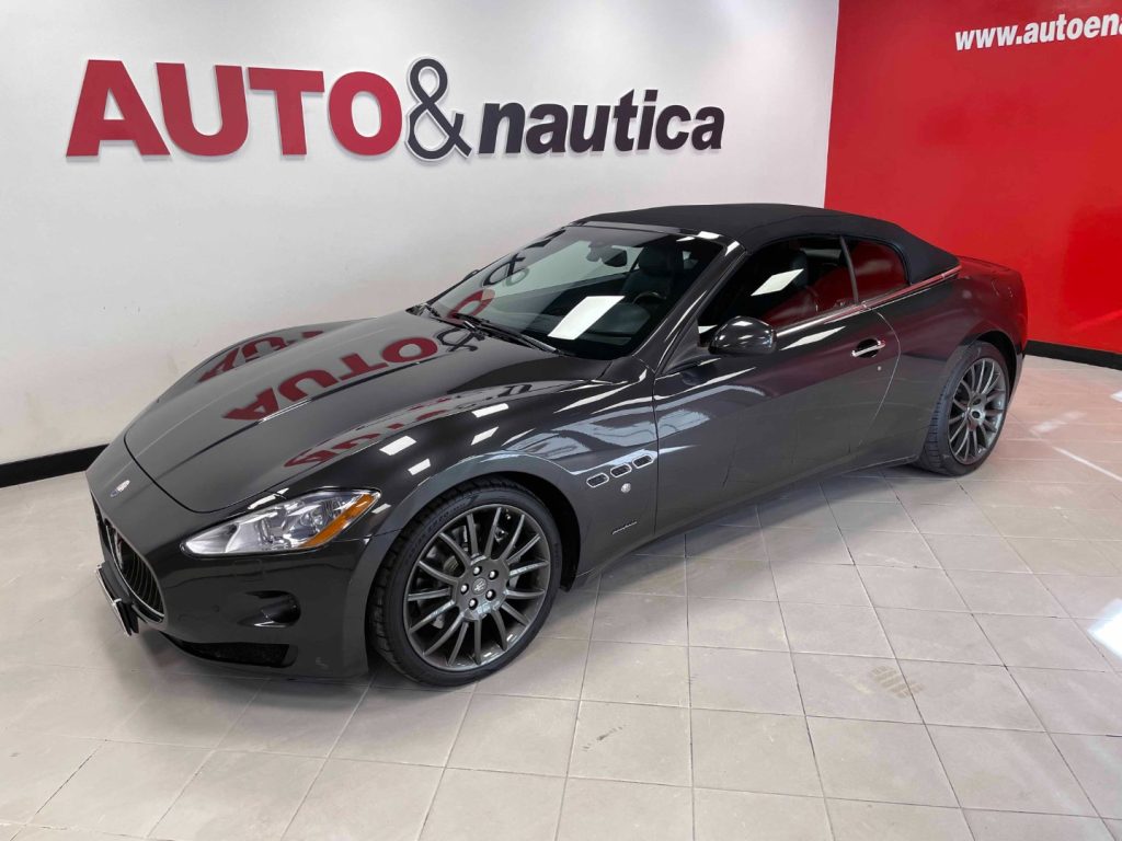 MASERATI GranCabrio 4.7 V8 AUTO - 34