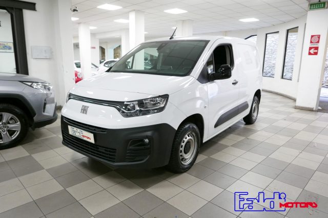 FIAT Doblo Bianco pastello