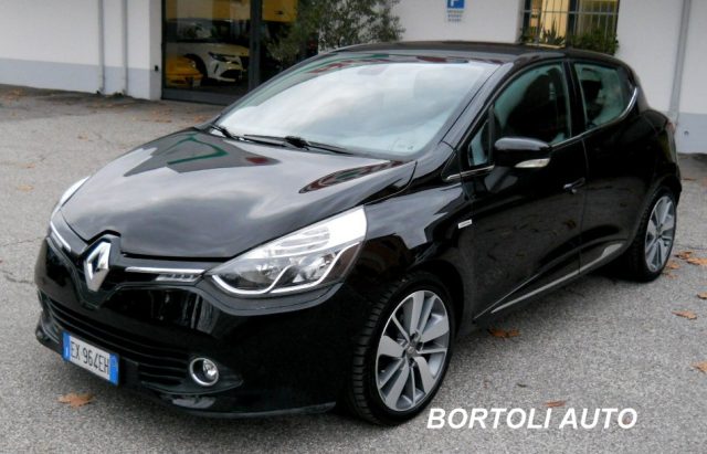 RENAULT Clio Nero metallizzato
