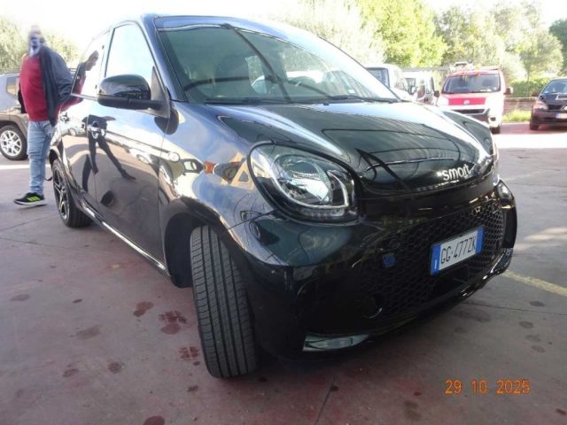 SMART ForFour Nero pastello