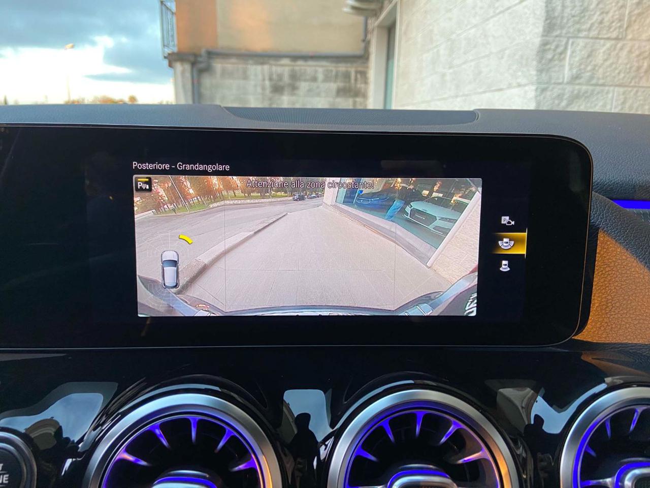 MERCEDES-BENZ GLA 200 d Automatic Sport Plus PACK NIGHT - 17