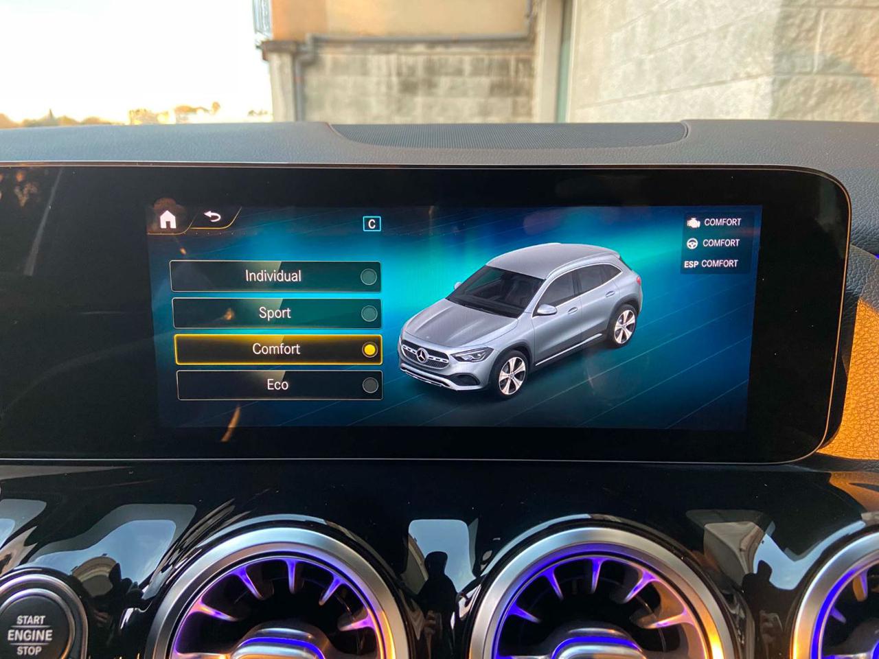 MERCEDES-BENZ GLA 200 d Automatic Sport Plus PACK NIGHT - 35