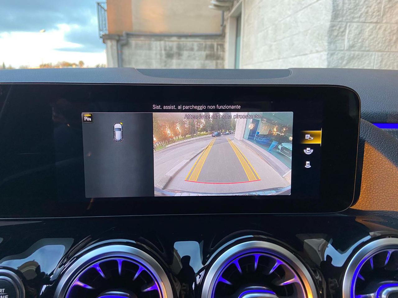 MERCEDES-BENZ GLA 200 d Automatic Sport Plus PACK NIGHT - 43