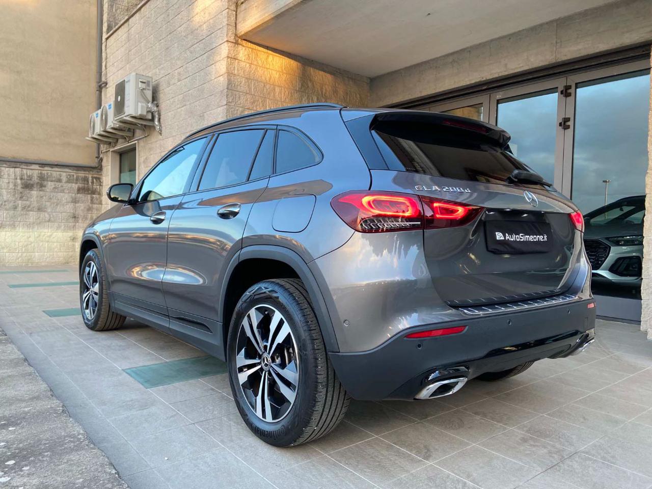 MERCEDES-BENZ GLA 200 d Automatic Sport Plus PACK NIGHT - 7