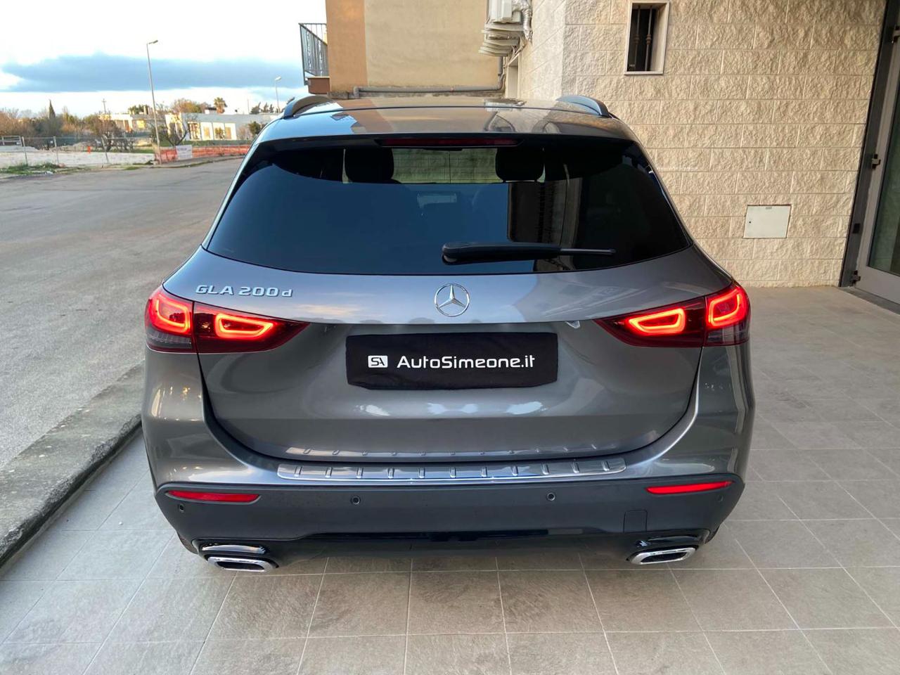 MERCEDES-BENZ GLA 200 d Automatic Sport Plus PACK NIGHT - 6