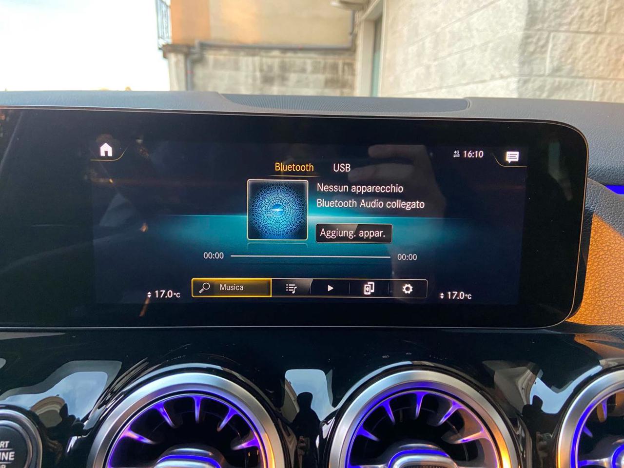 MERCEDES-BENZ GLA 200 d Automatic Sport Plus PACK NIGHT - 46