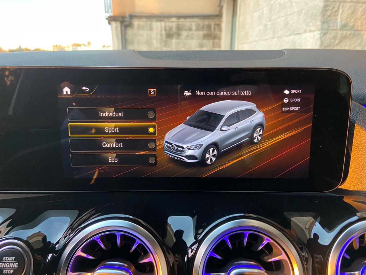 MERCEDES-BENZ GLA 200 d Automatic Sport Plus PACK NIGHT - 34