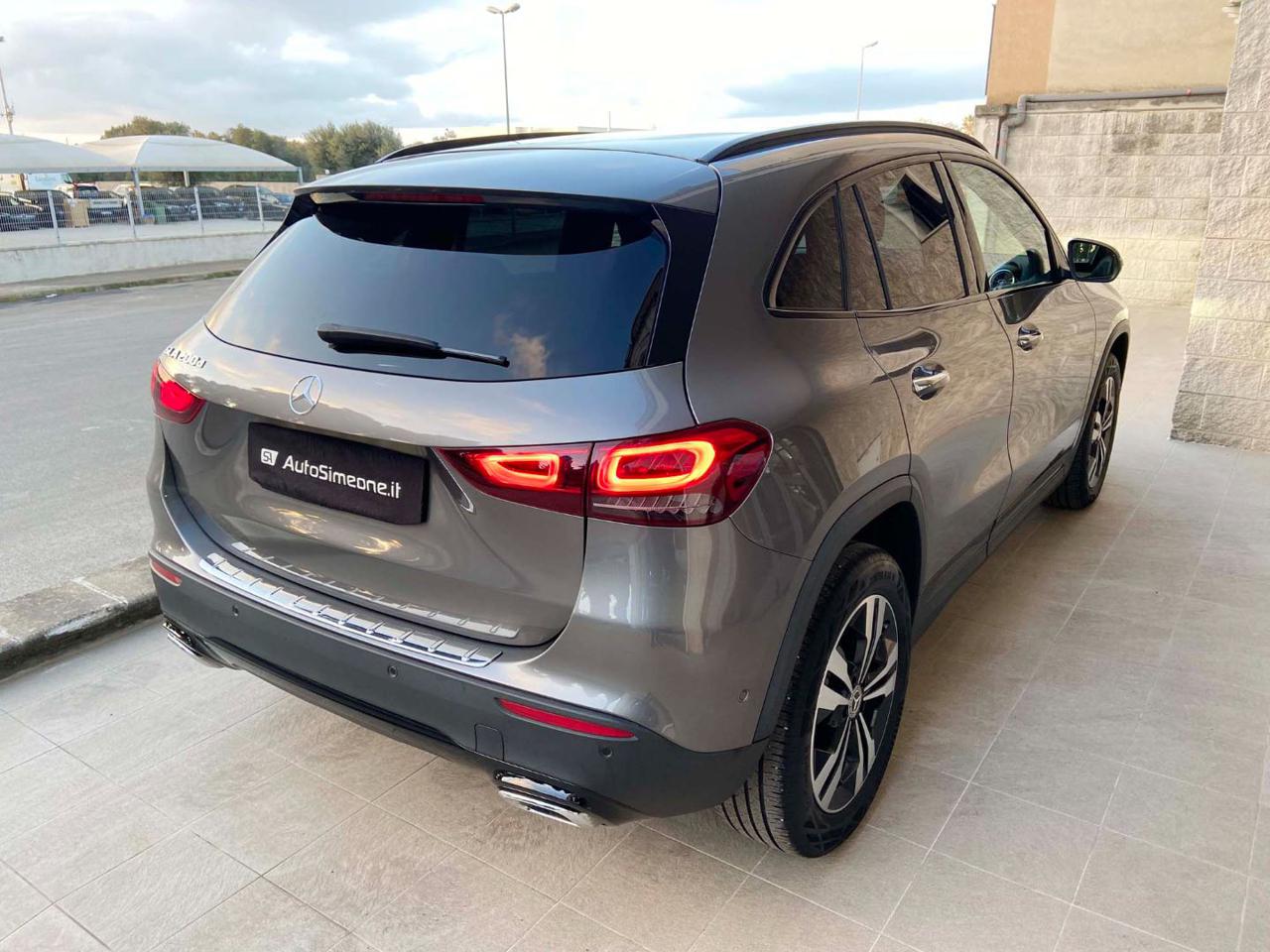 MERCEDES-BENZ GLA 200 d Automatic Sport Plus PACK NIGHT - 5