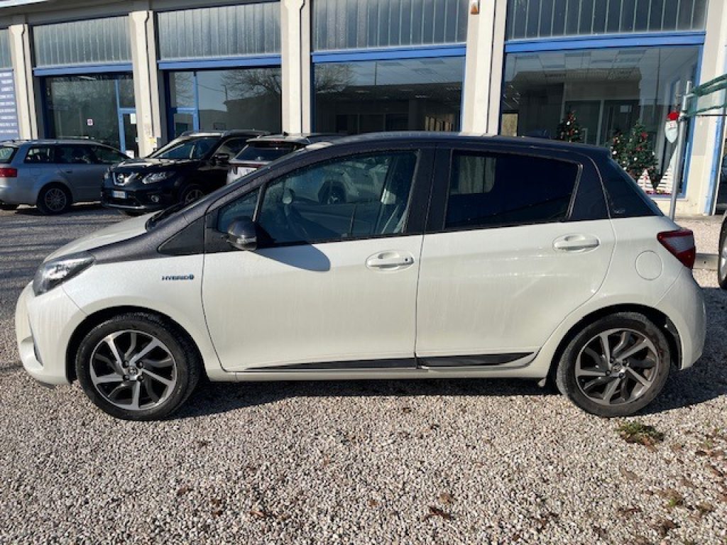 TOYOTA Yaris 1.5 Hybrid 5 porte Y20 - 4