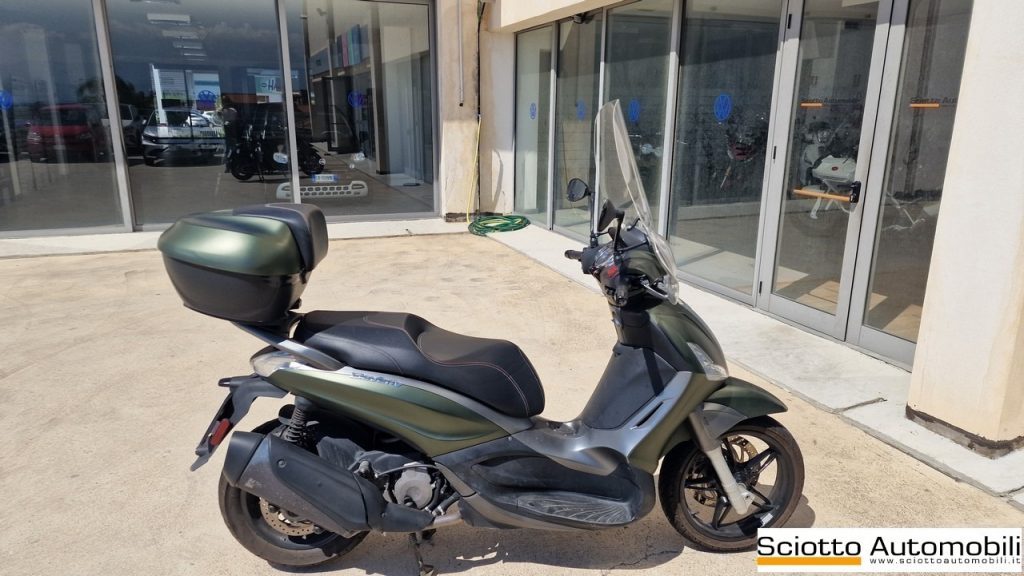 PIAGGIO Beverly 350 350 - 4