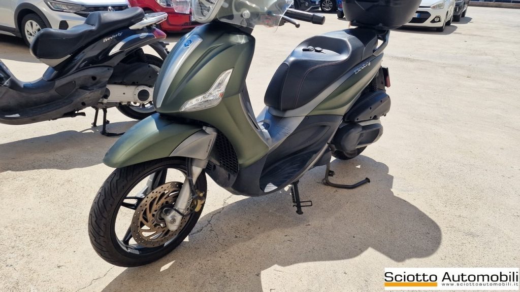 PIAGGIO Beverly 350 350 - 9