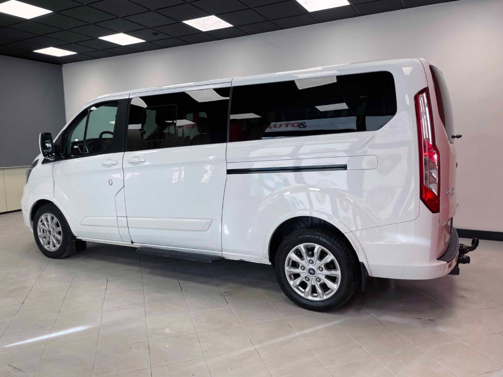 FORD Tourneo Custom 2.0 ECOBLUE 185CV PC TITANIUM - IVA DEDUCIBILE - 7
