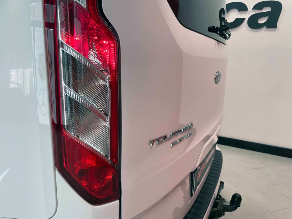 FORD Tourneo Custom 2.0 ECOBLUE 185CV PC TITANIUM - IVA DEDUCIBILE - 12