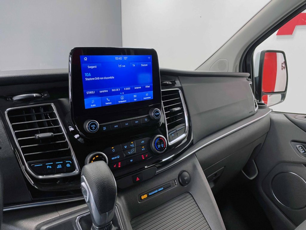 FORD Tourneo Custom 2.0 ECOBLUE 185CV PC TITANIUM - IVA DEDUCIBILE - 20