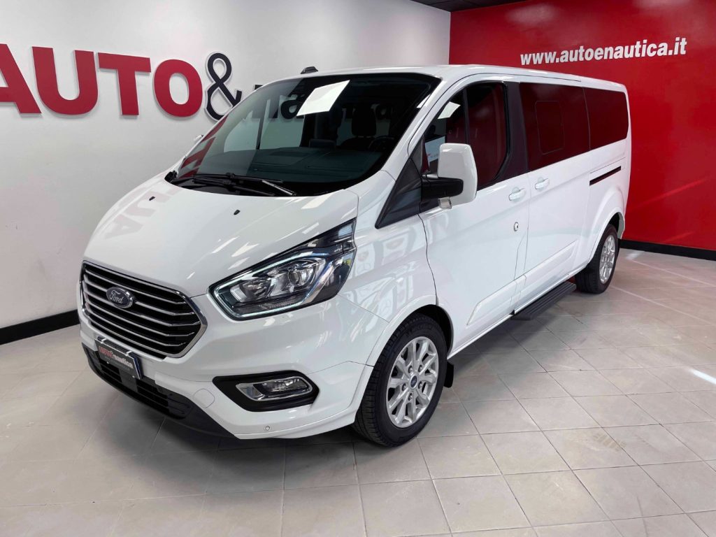 FORD Tourneo Custom 2.0 ECOBLUE 185CV PC TITANIUM - IVA DEDUCIBILE - 31