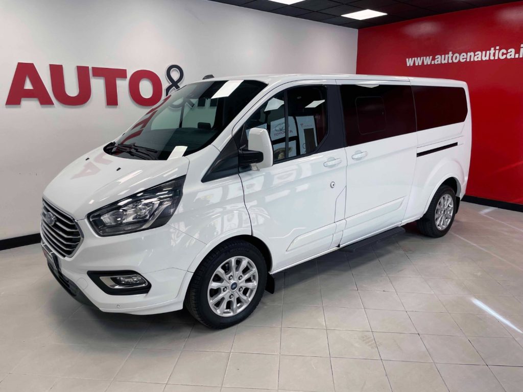 FORD Tourneo Custom 2.0 ECOBLUE 185CV PC TITANIUM - IVA DEDUCIBILE - 32