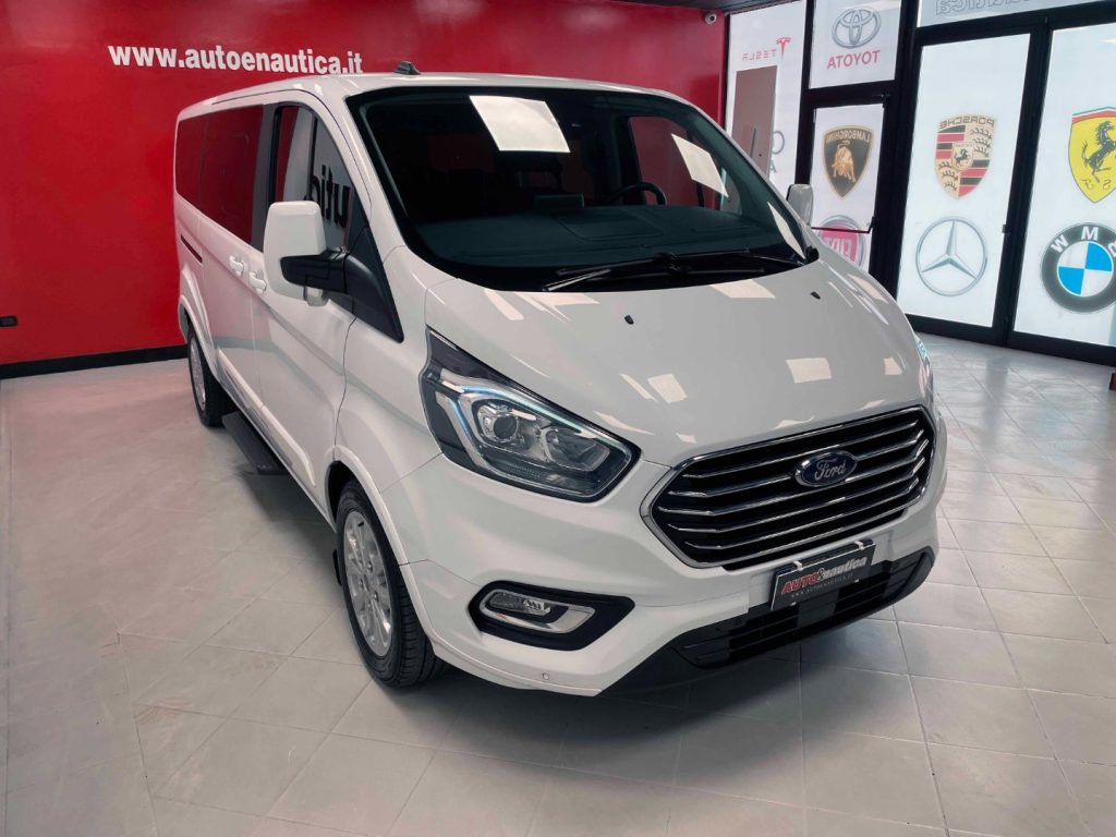 FORD Tourneo Custom 2.0 ECOBLUE 185CV PC TITANIUM - IVA DEDUCIBILE - 34