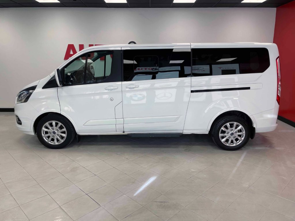 FORD Tourneo Custom 2.0 ECOBLUE 185CV PC TITANIUM - IVA DEDUCIBILE - 35