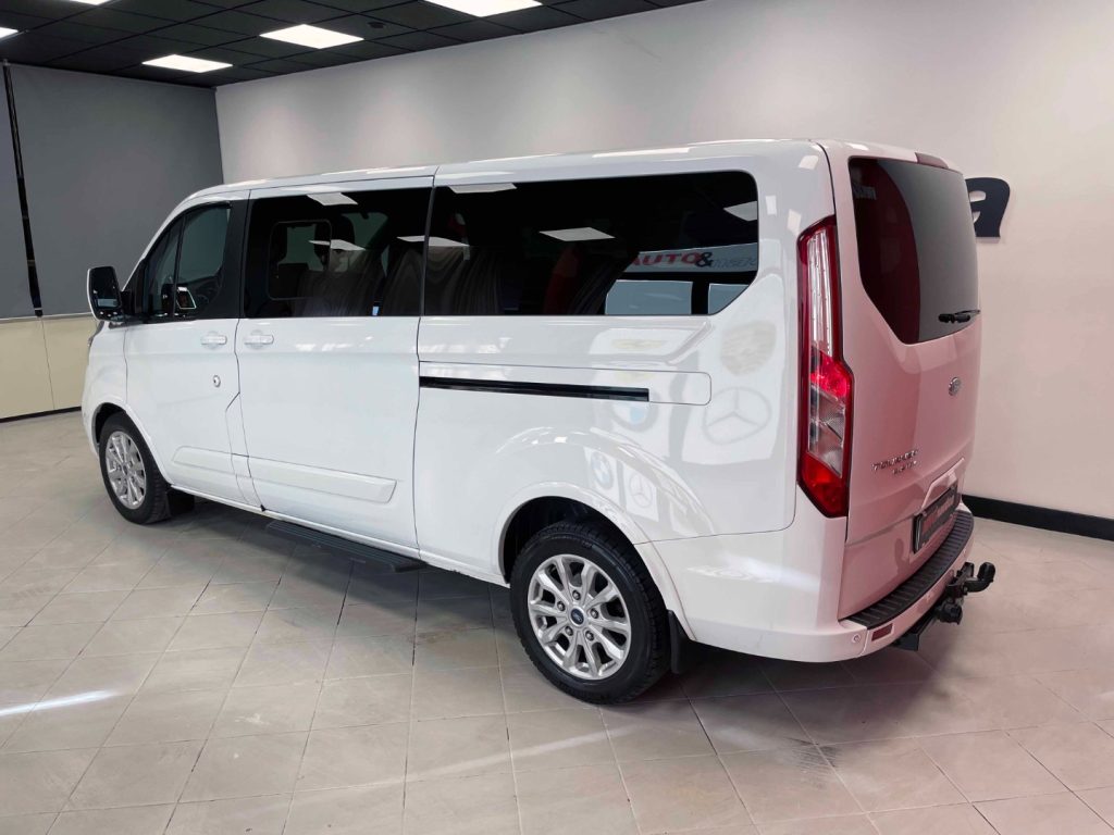 FORD Tourneo Custom 2.0 ECOBLUE 185CV PC TITANIUM - IVA DEDUCIBILE - 37