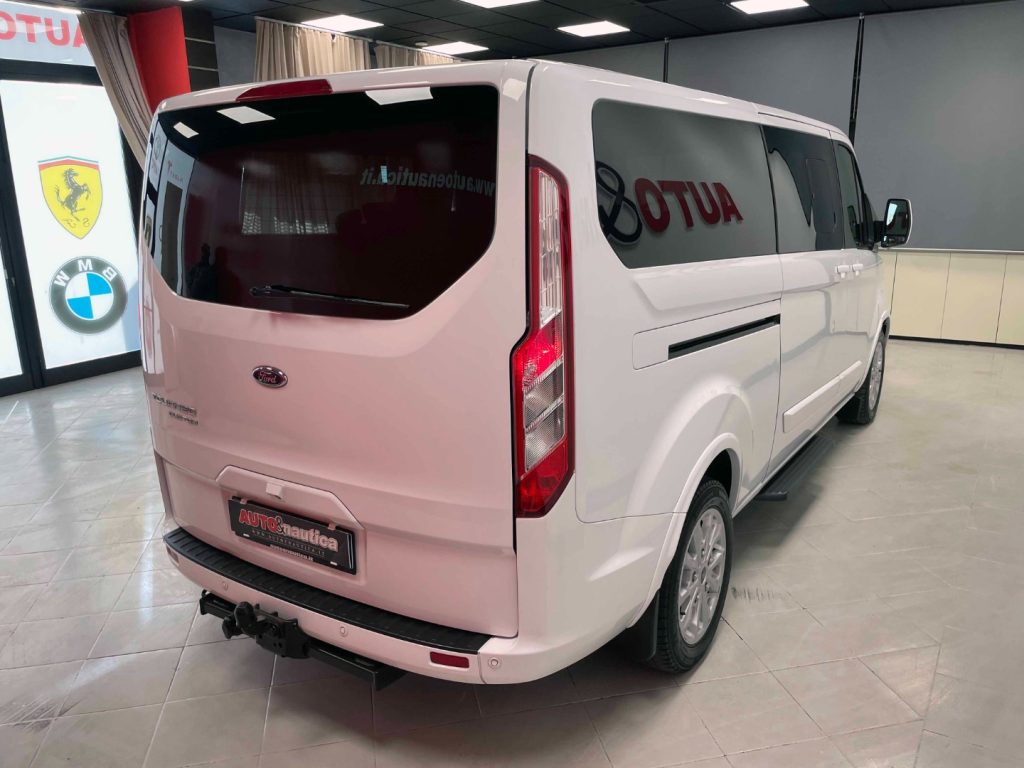 FORD Tourneo Custom 2.0 ECOBLUE 185CV PC TITANIUM - IVA DEDUCIBILE - 38