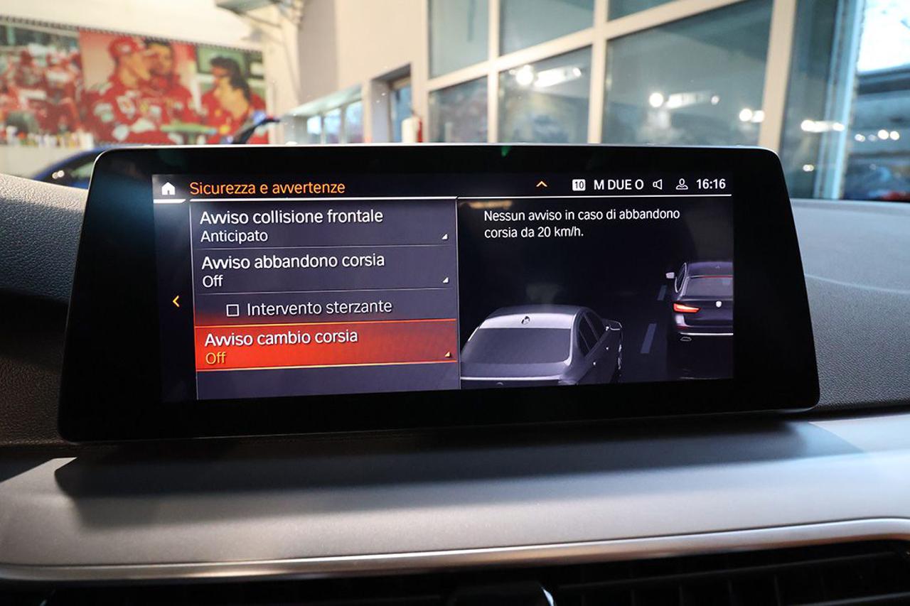 BMW 530 i 48V xDrive Touring Business - 29