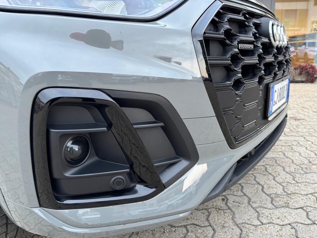 AUDI Q5 40 TDI 204 CV Quattro S-Line - 9