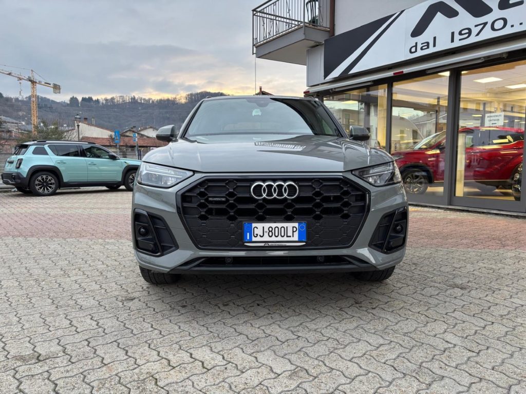 AUDI Q5 40 TDI 204 CV Quattro S-Line - 3