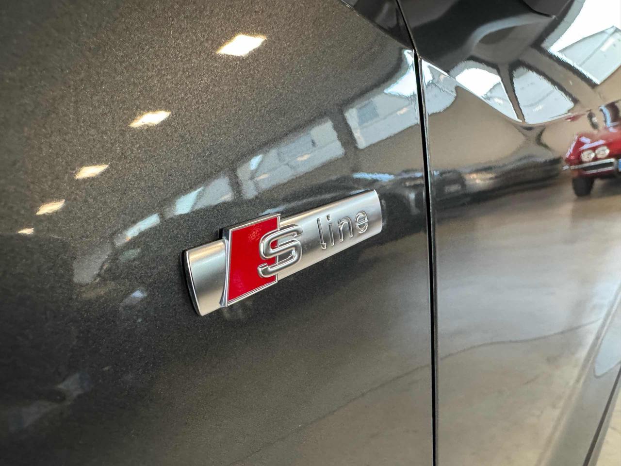 AUDI Q2 30 TFSI S line Edition Km 1813 - 24