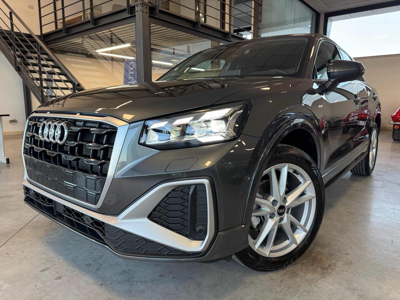 AUDI Q2 30 TFSI S line Edition Km 1813 - 1