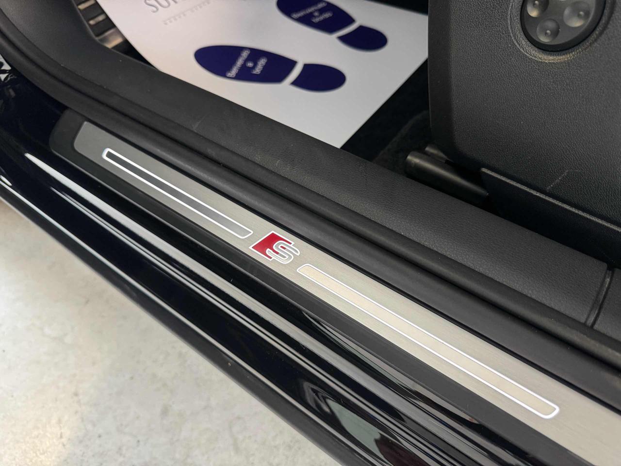 AUDI Q2 30 TFSI S line Interiors Cerchi 19 - 16