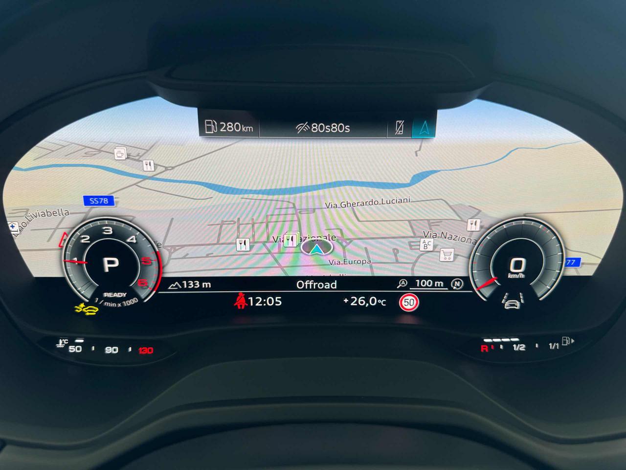 AUDI Q2 35 TDI S tronic Business Advanced - 17