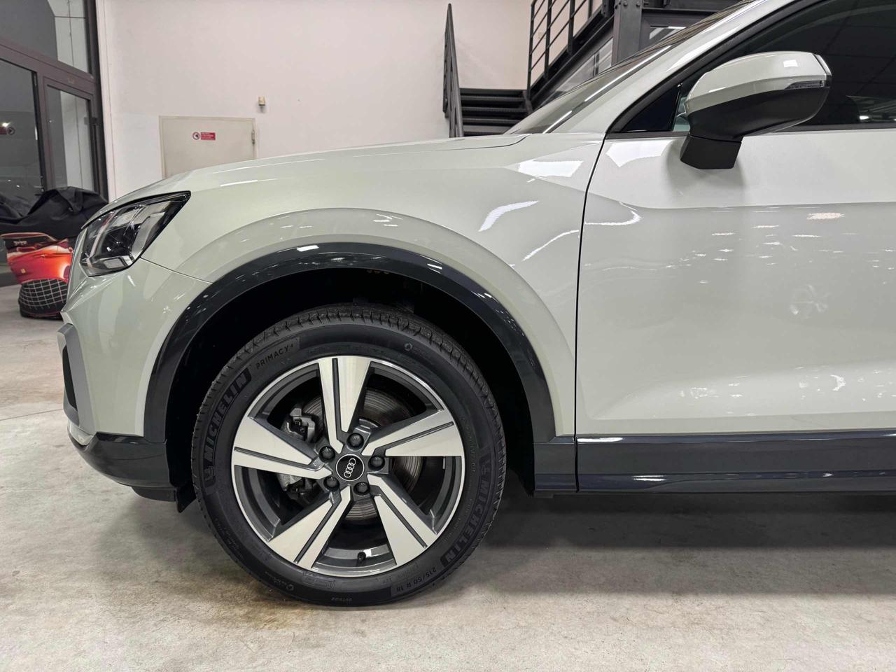 AUDI Q2 35 TDI S tronic Business Advanced - 26