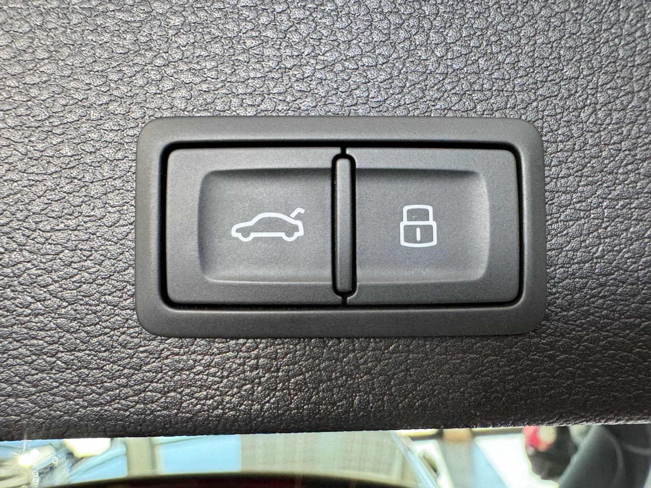 AUDI Q2 35 TDI S tronic Business Advanced - 14