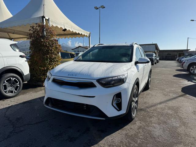 KIA Stonic Bianco pastello