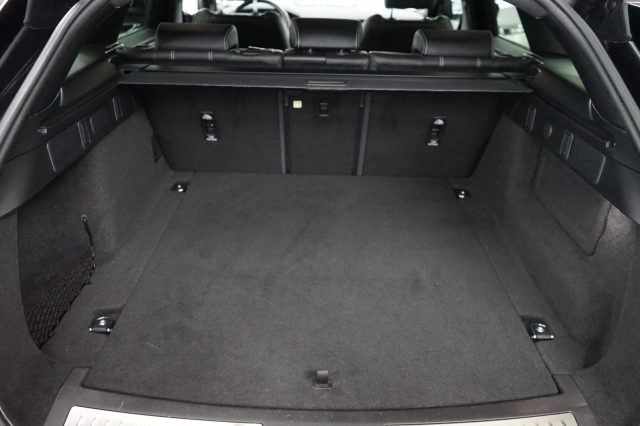 LAND ROVER Range Rover Velar 35