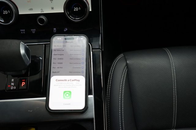 LAND ROVER Range Rover Velar 40