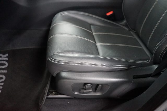 LAND ROVER Range Rover Velar 29