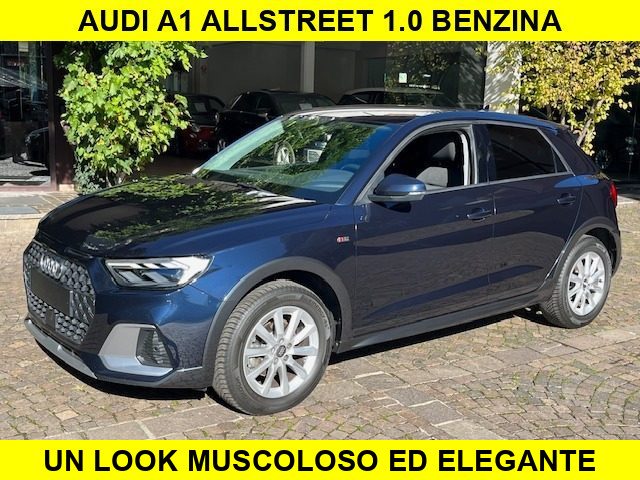 AUDI A1 Blu pastello