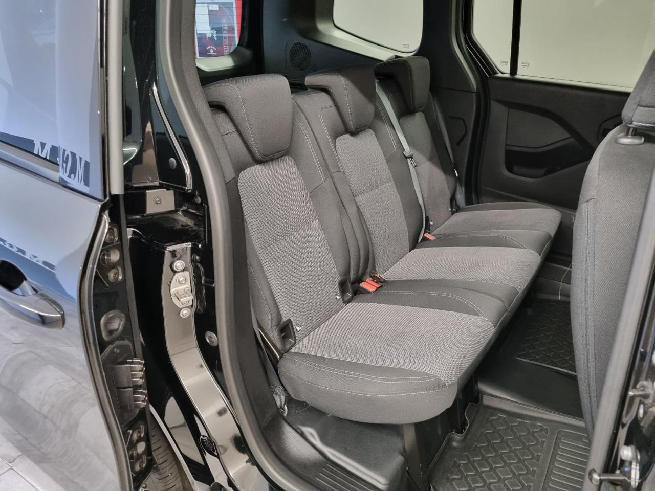 MERCEDES-BENZ Citan 1.5 112 CDI Tourer Long - 24