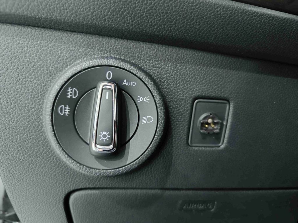 SEAT Ateca 2.0 TDI DSG XCELLENCE - 18