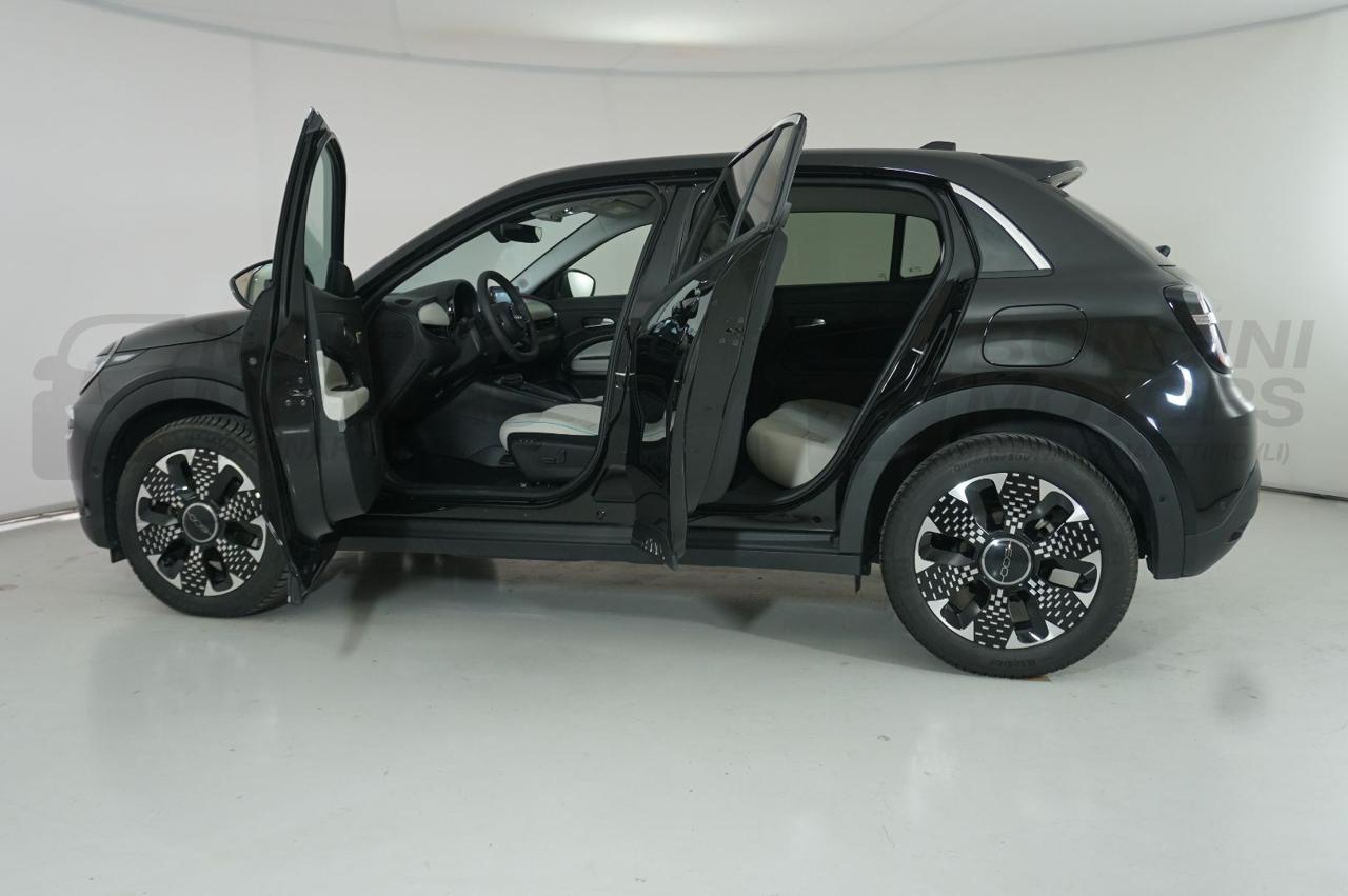 FIAT 600 HYBRID DCT MEHV LA PRIMA - 28