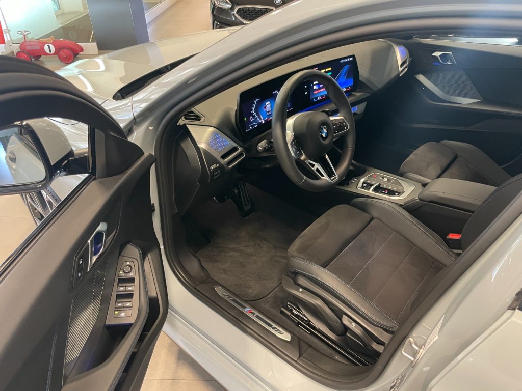BMW 120 48V MSport M SPORT--BROOKLYN GREY--SOLO 10.000KM!! - 9