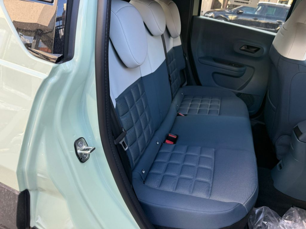 FIAT Grande Panda 1.2 Hybrid S&S La Prima - 13