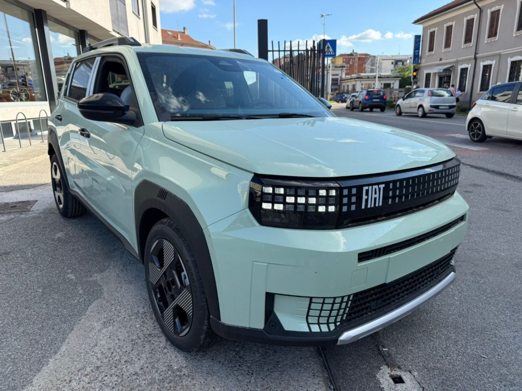 FIAT Grande Panda 1.2 Hybrid S&S La Prima - 6
