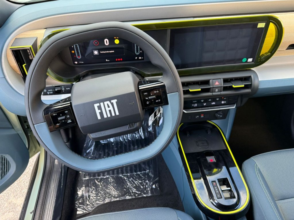 FIAT Grande Panda 1.2 Hybrid S&S La Prima - 9