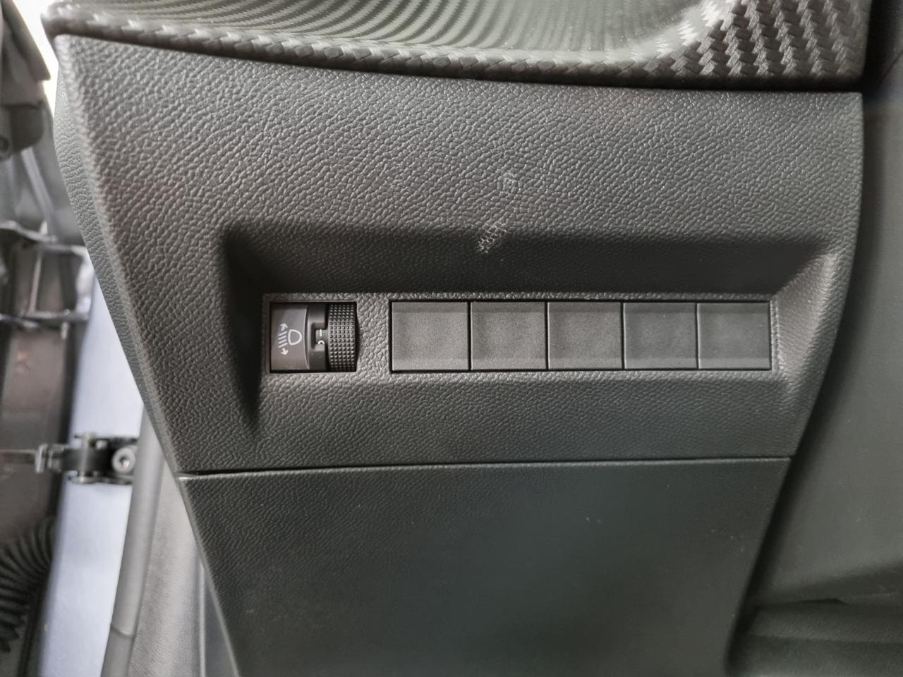 PEUGEOT 208 PureTech 100 Stop&Start 5 porte Allure - 29