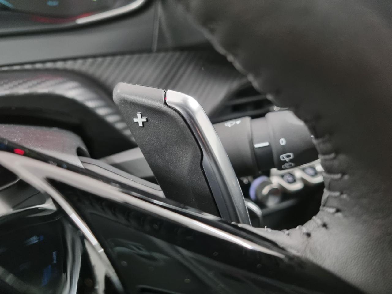 PEUGEOT 208 Hybrid 110 e-DCS6 Style - 16