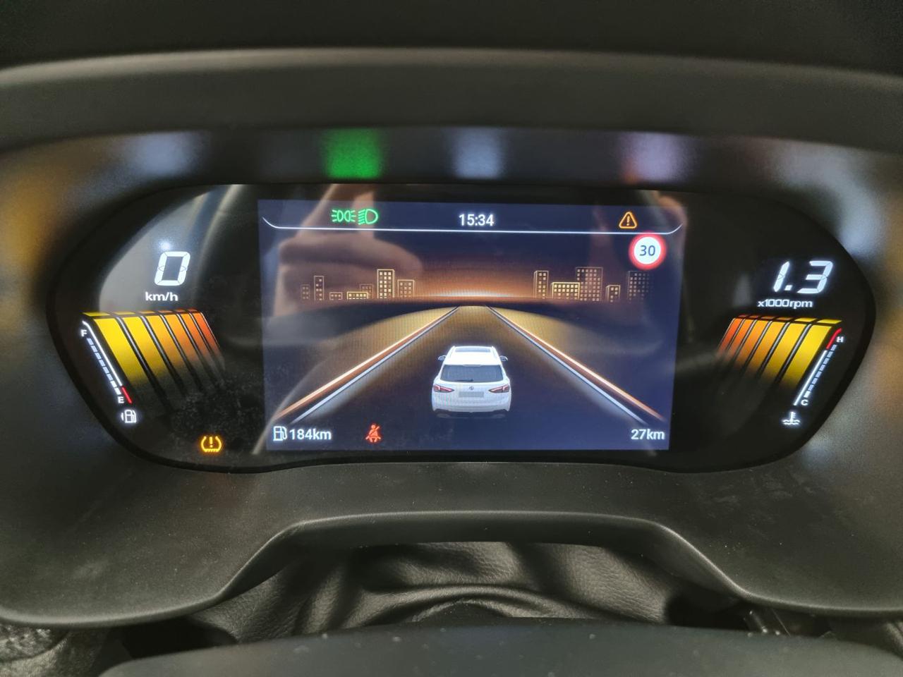 MG ZS 1.5 Standard - 6